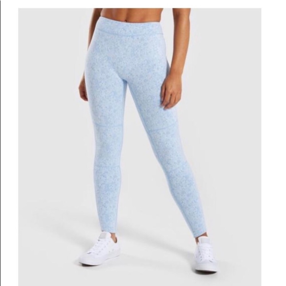 Gymshark fleur texture leggings size small in light blue